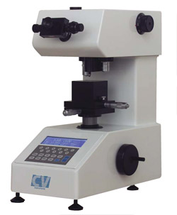 Motorized turret with analogue measurement microscope hardness tester